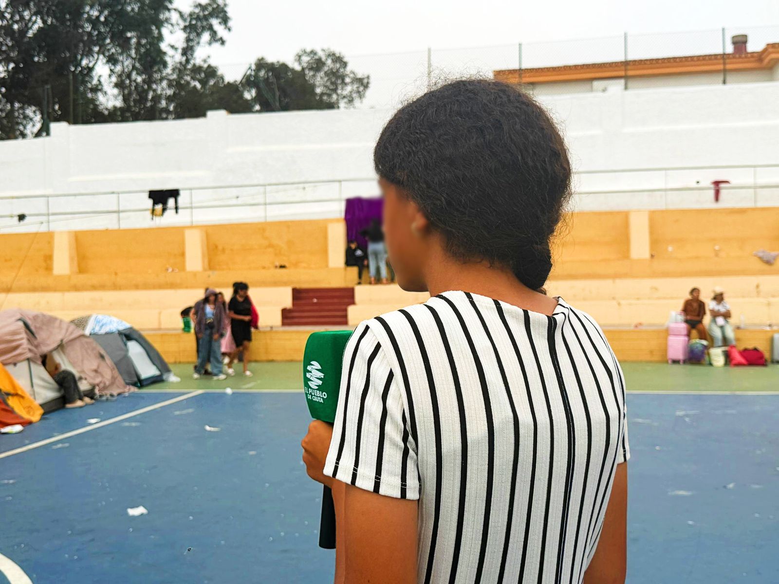 La joven, en los últimos momentos del campamento del Polideportivo