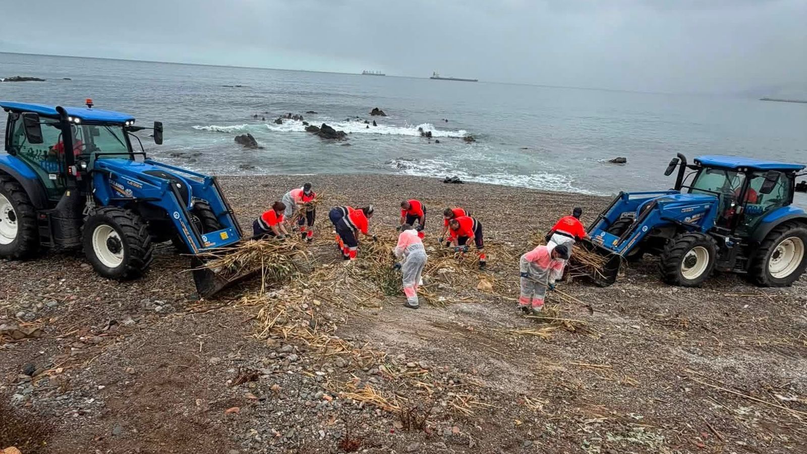 Servilimpce reclama que los asentamientos de Ceuta se desalojen dejando los espacios limpios y alerta del desbordamiento de sus trabajadores