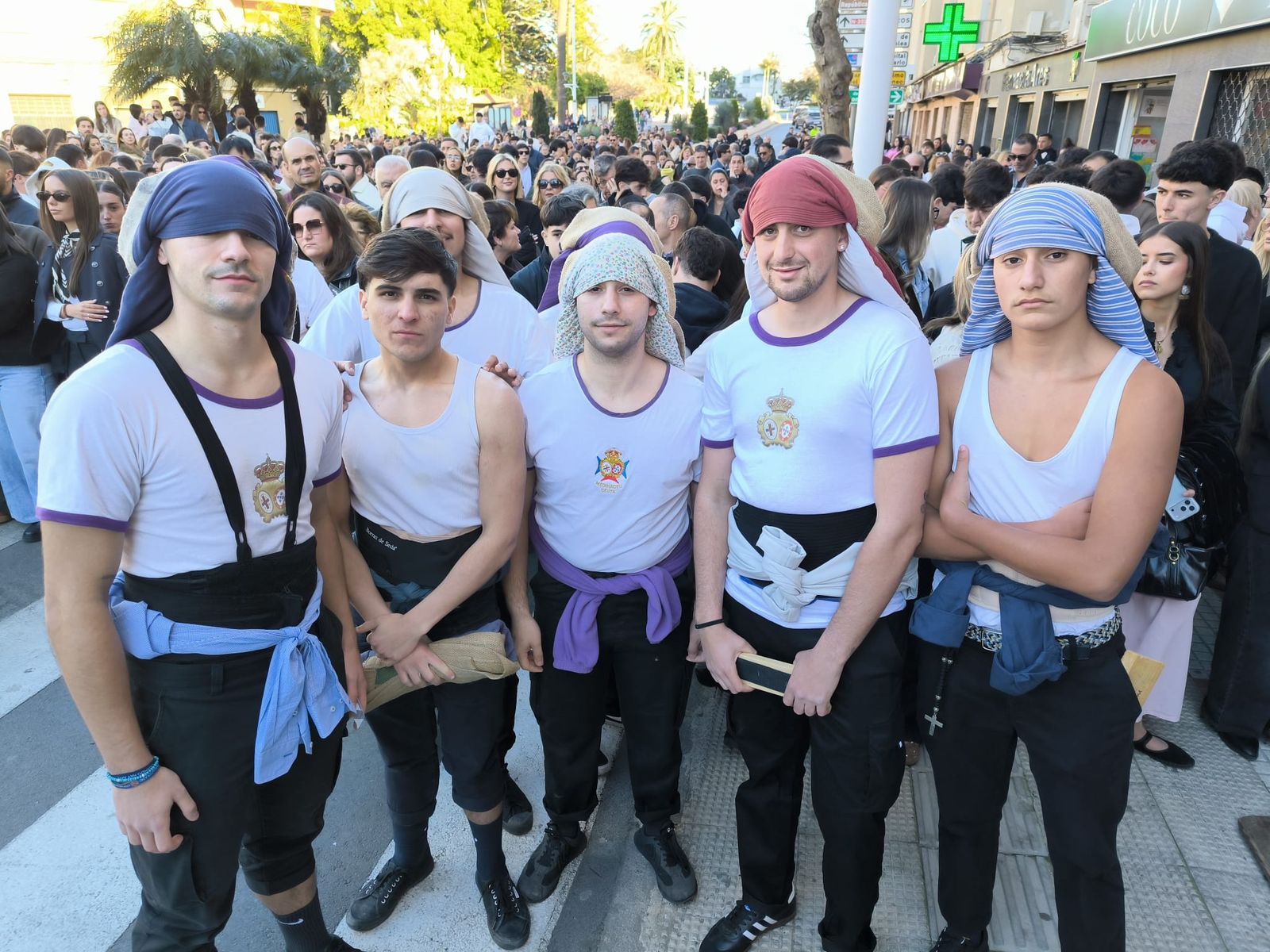 El Medinaceli y María de los Dolores: esencia pura de Ceuta en plena primavera