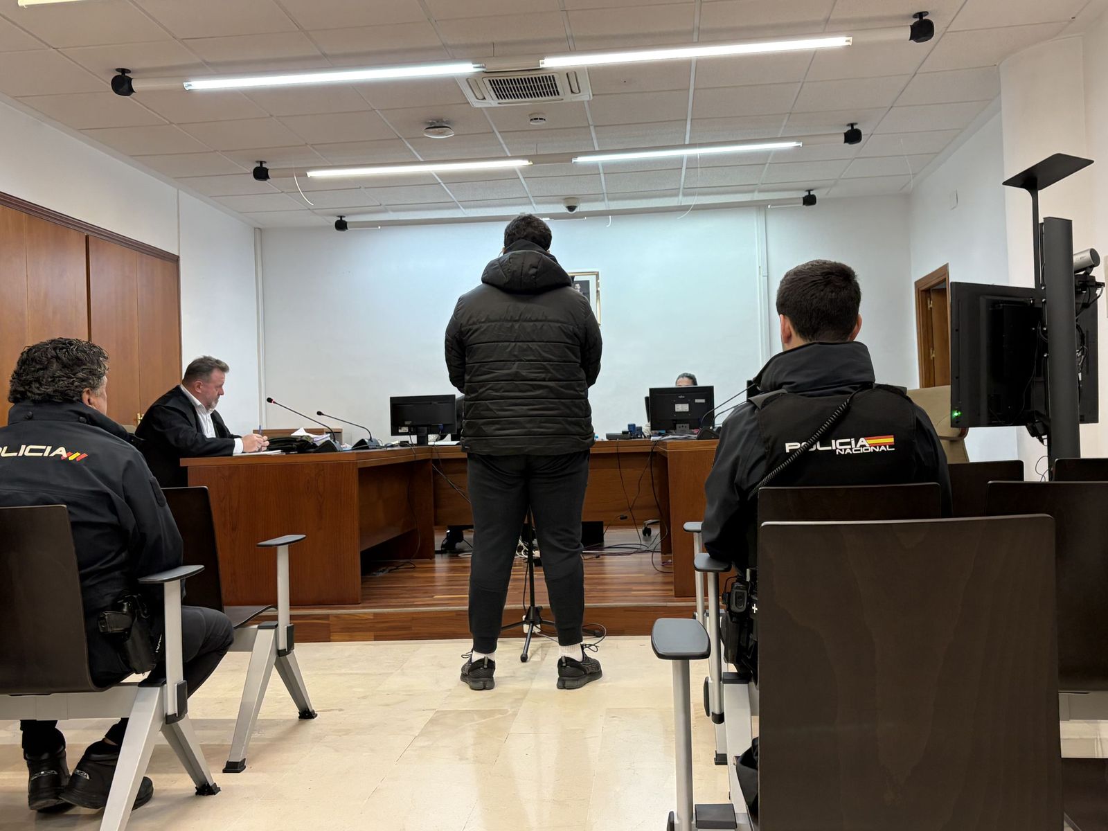 El detenido el pasado 2 de enero por tráfico de drogas, este lunes en el juzgado.