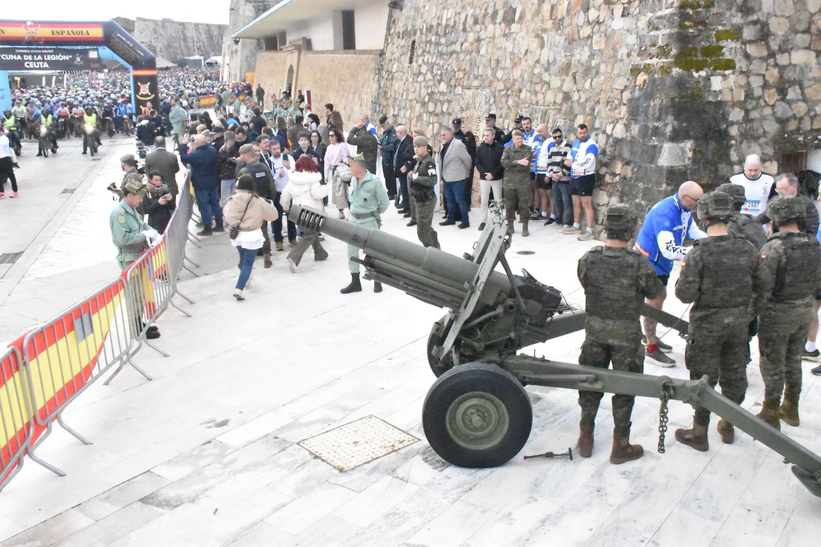 FOTOGALERÍA | Miles de corredores toman la salida en la X Cuna de la Legión: mira las imágenes
