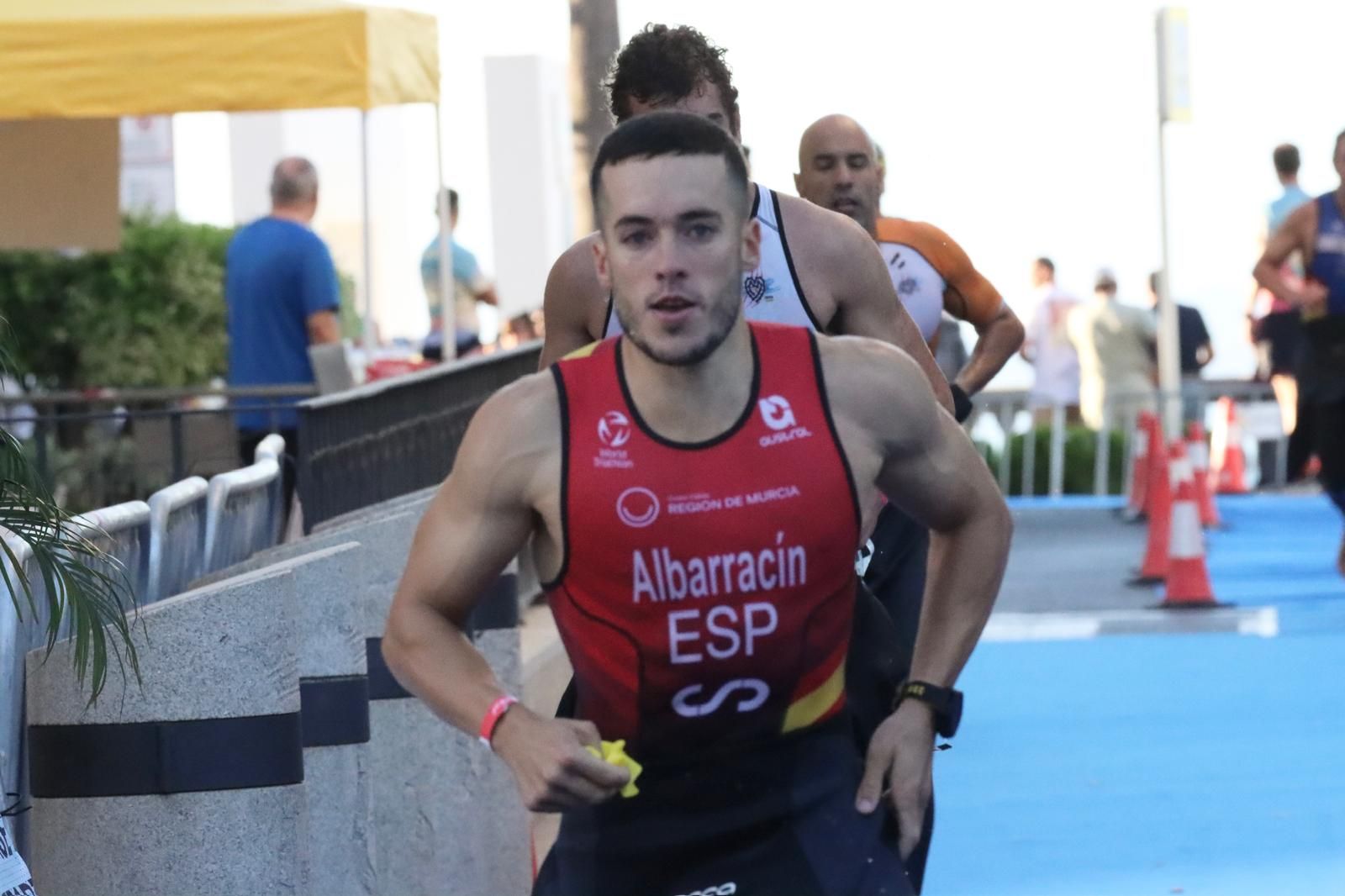 Se inicia el campeonato autonómico de triatlón 'Ciudad de Ceuta'