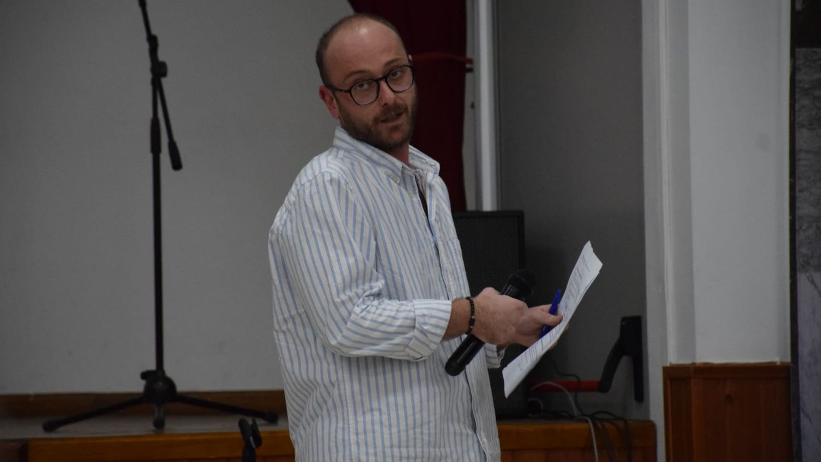 Imagen de la primera de las jornadas “Democracia, Igualdad, Convivencia y Libertad” en el Camoens.