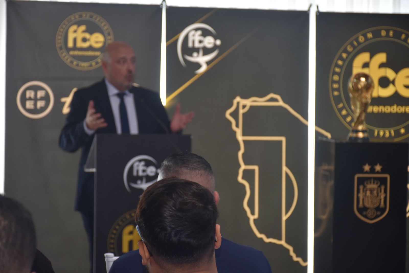 Emoción, homenajes y premios por el Día del Entrenador