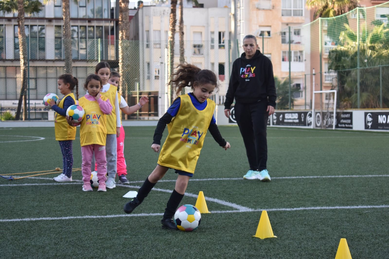 Comenzó el programa UEFA Playmakers