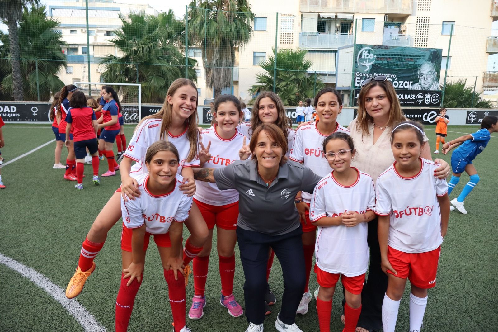 Entrega de trofeos de la Liga Escolar Femenina
