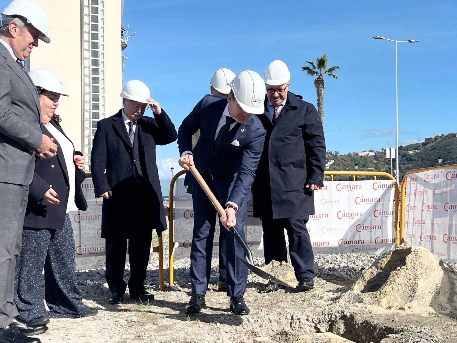 Primera piedra de la incubadora de alta tecnología Odissea