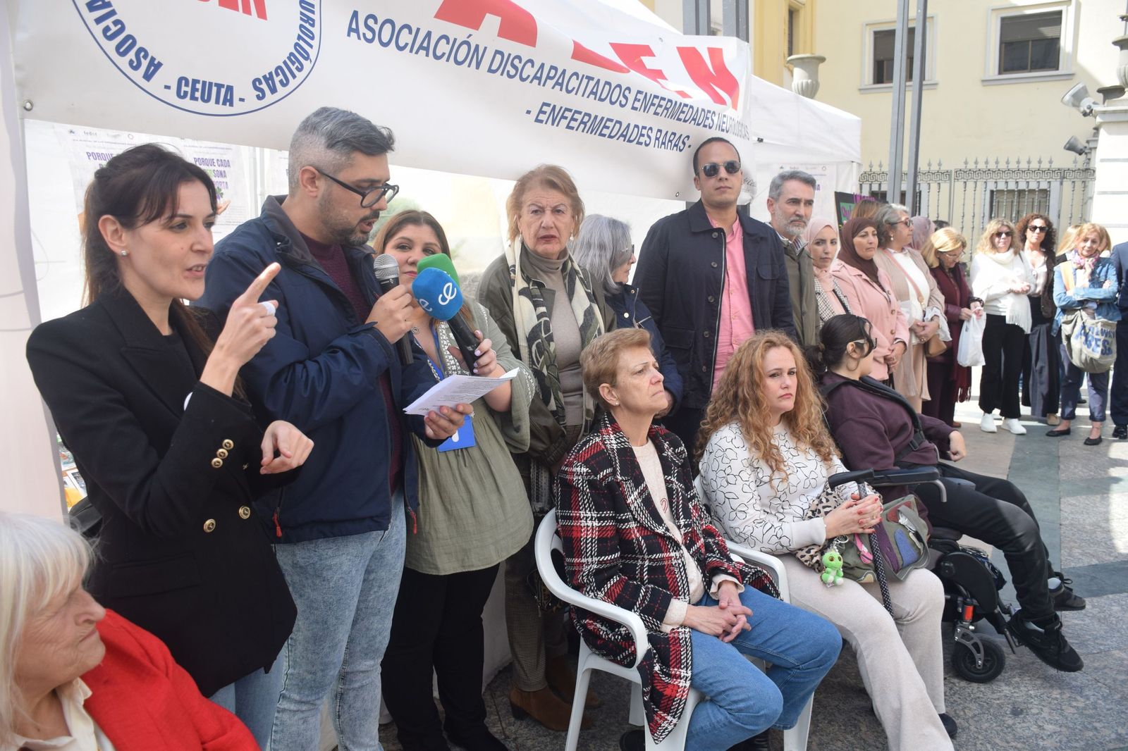 Acto celebrado en la Plaza de los Reyes con motivo del Día de las Enfermedades Raras