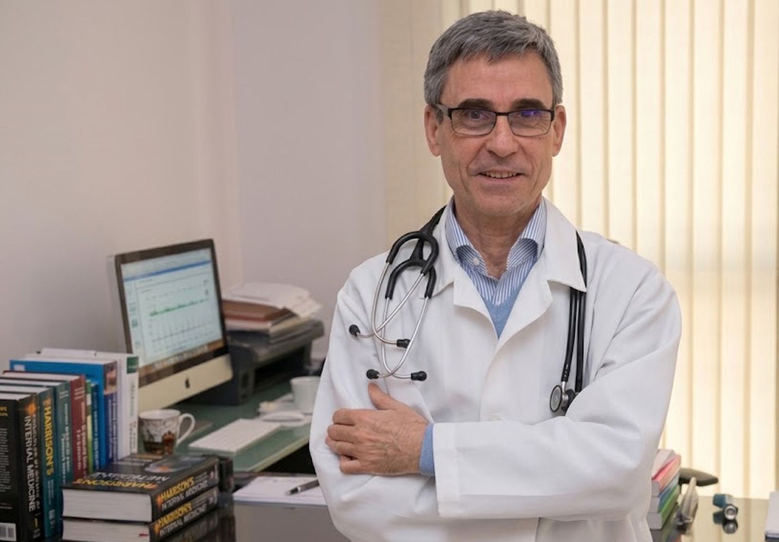 El doctor Carlos López-González Garrido