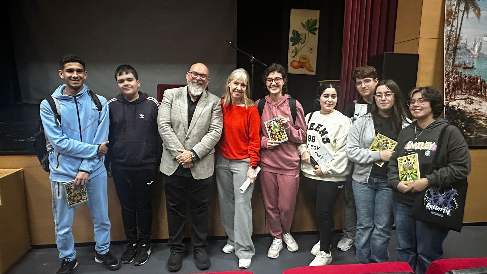 El IES Siete Colinas recibió al escritor Fernando Trujillo Sáez en un encuentro literario