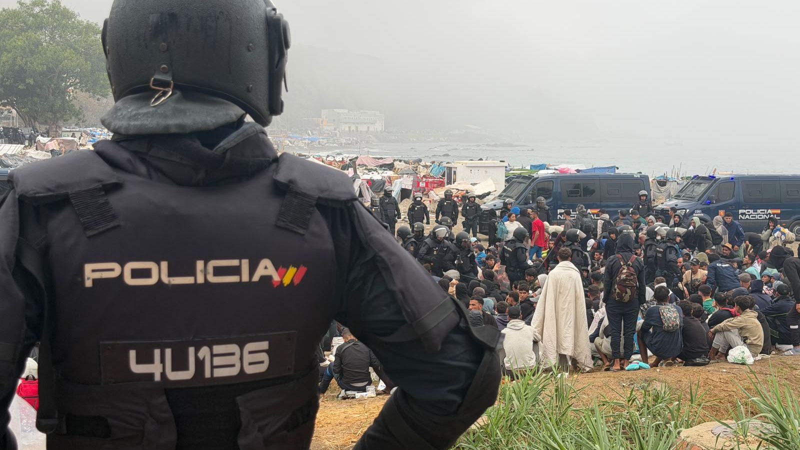 Dispositivo de la Policía Nacional para la primera fase del desalojo del Trampolín