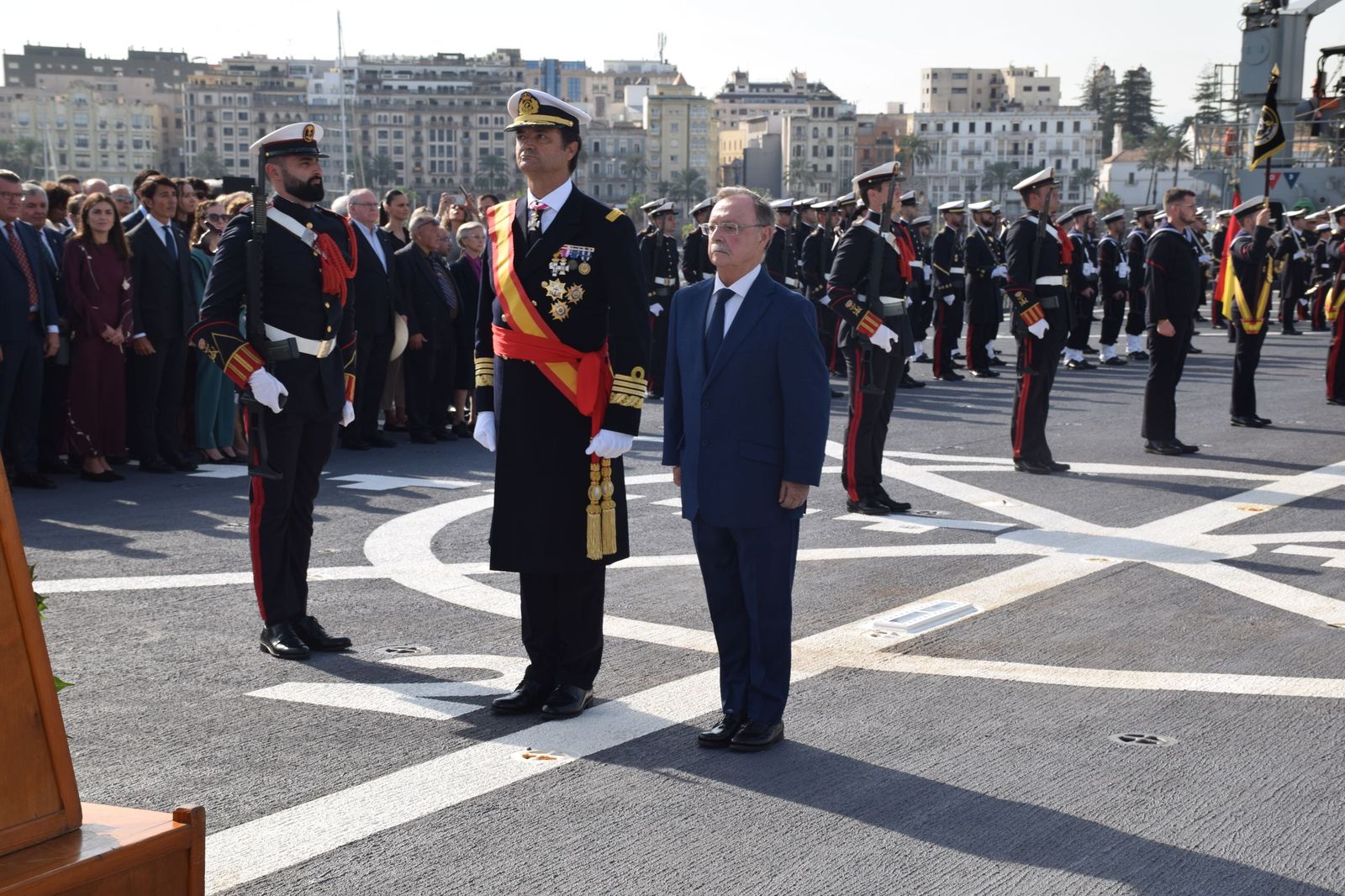 Emotiva jura de bandera a bordo del 'Castilla'