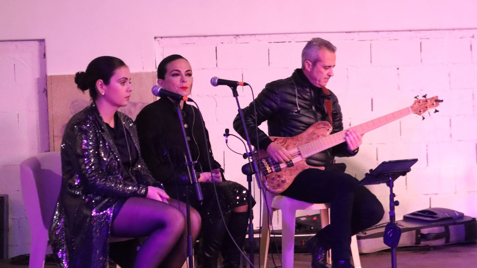 Macarena de la Torre lleva la Navidad a la plaza Nelson Mandela de Ceuta