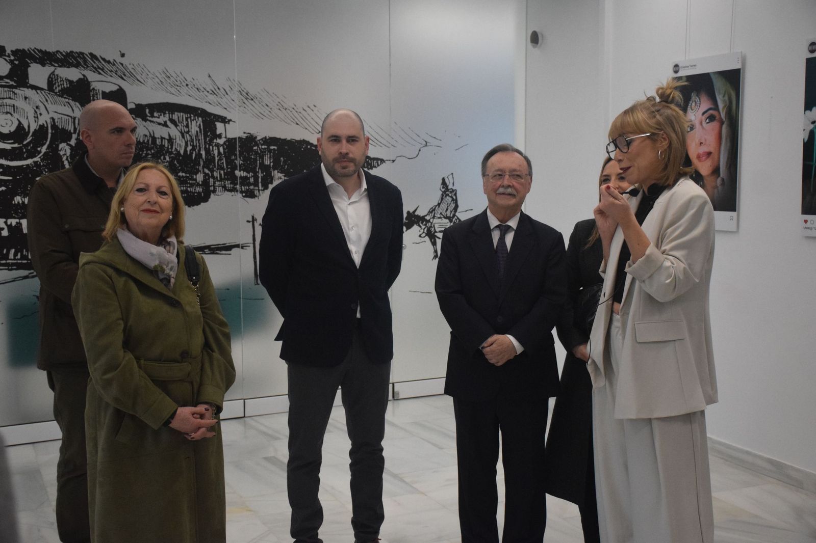 FOTOGALERÍA | La Fundación Premio Convivencia inaugura en Ceuta la muestra “Unik@”