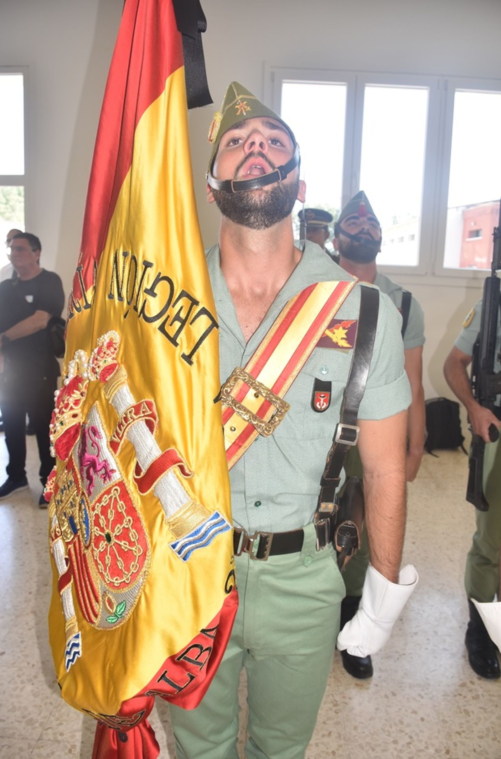 García Aldave da su último adiós al Caballero Legionario, Kevin Parra Mejías