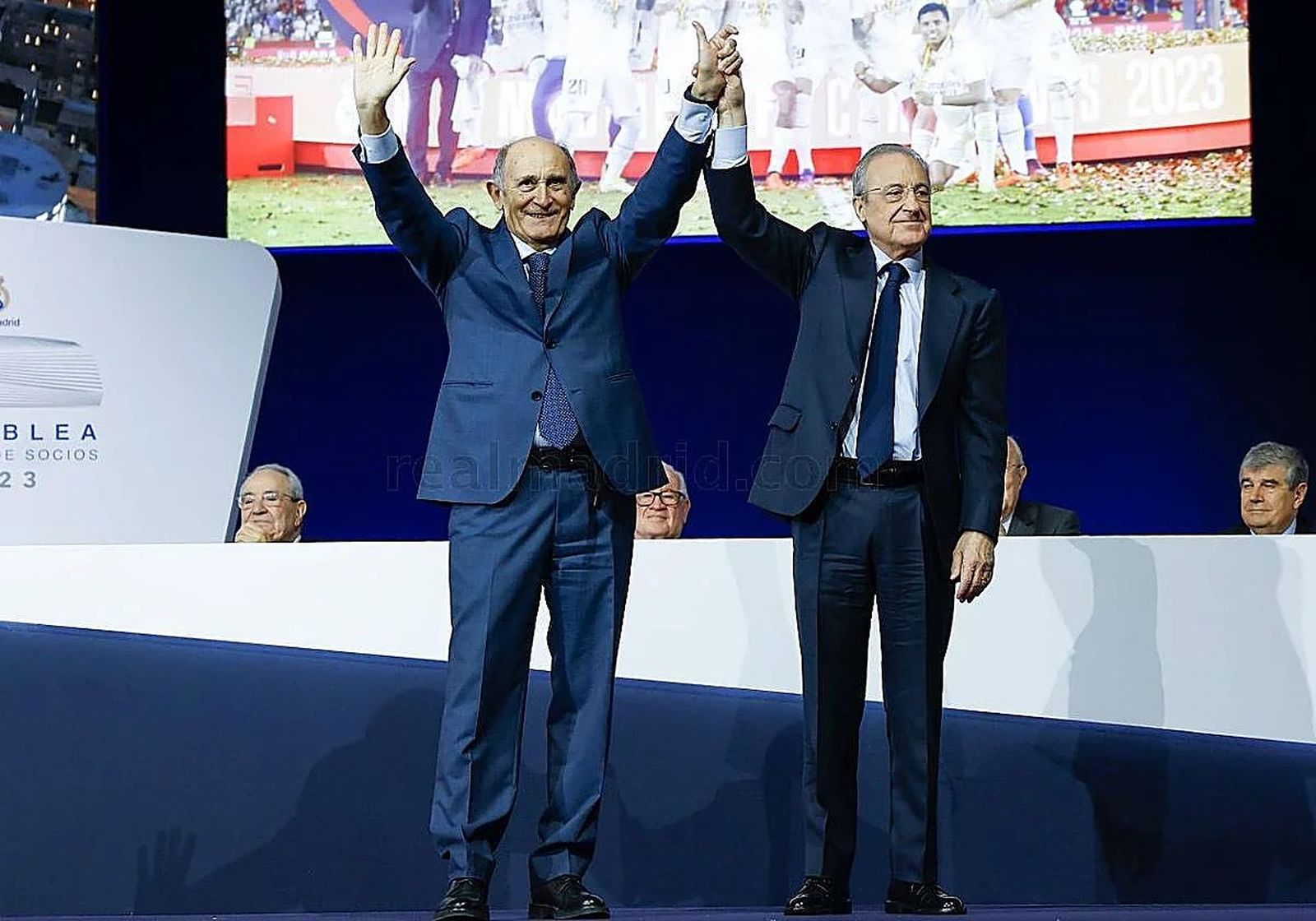 Florentino Pérez, junto al caballa "Pirri"