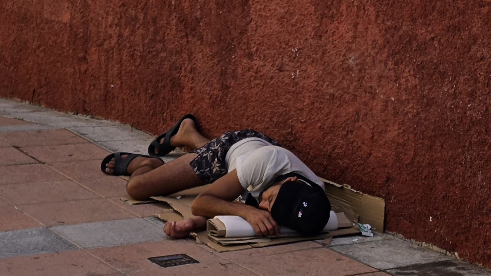 Los ciudadanos de Ceuta se sienten cada vez más "inseguros" ante una situación "que no hay derecho"