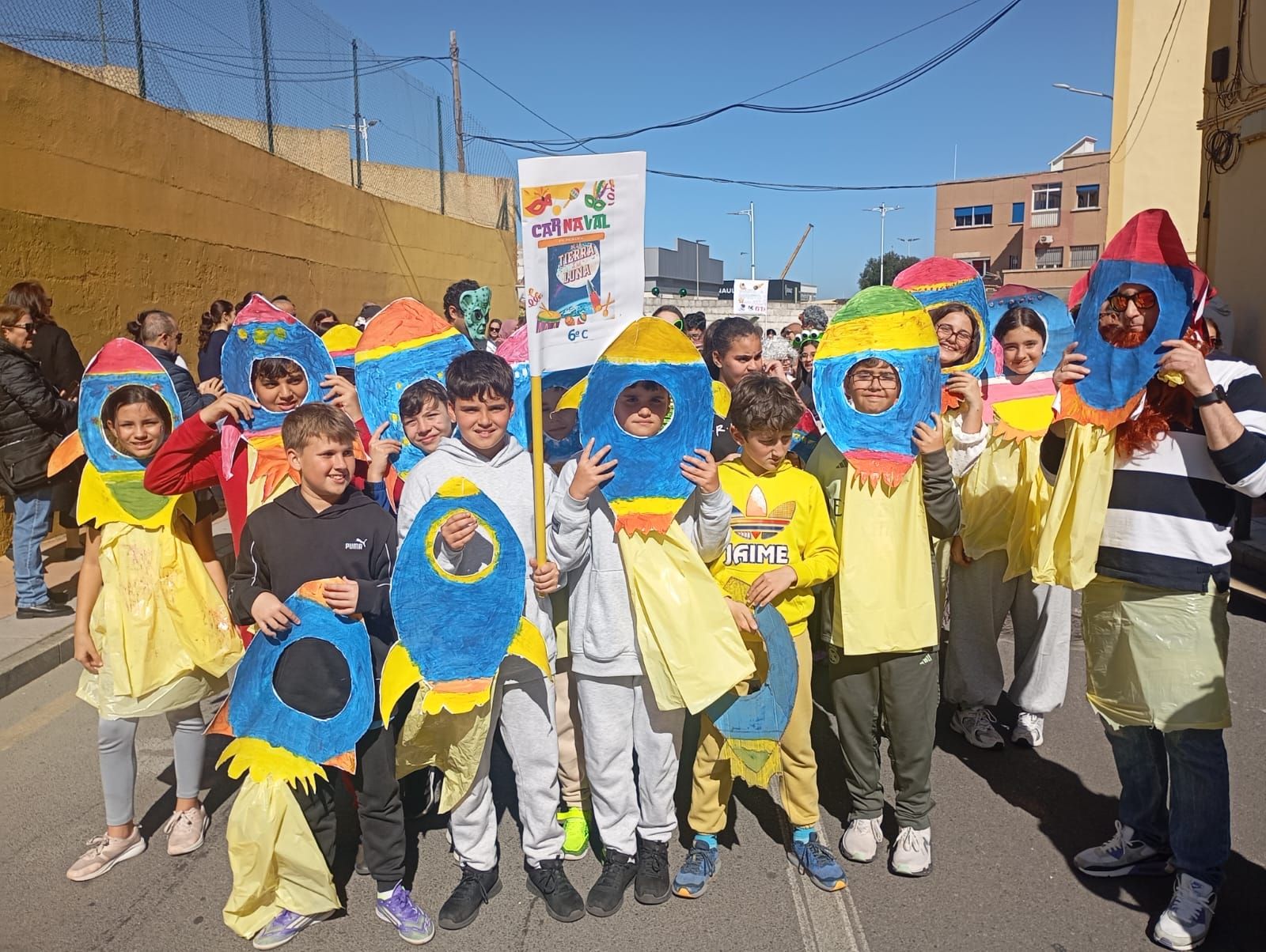 La 'vuelta al mundo' carnavalera del 'Ortega y Gasset