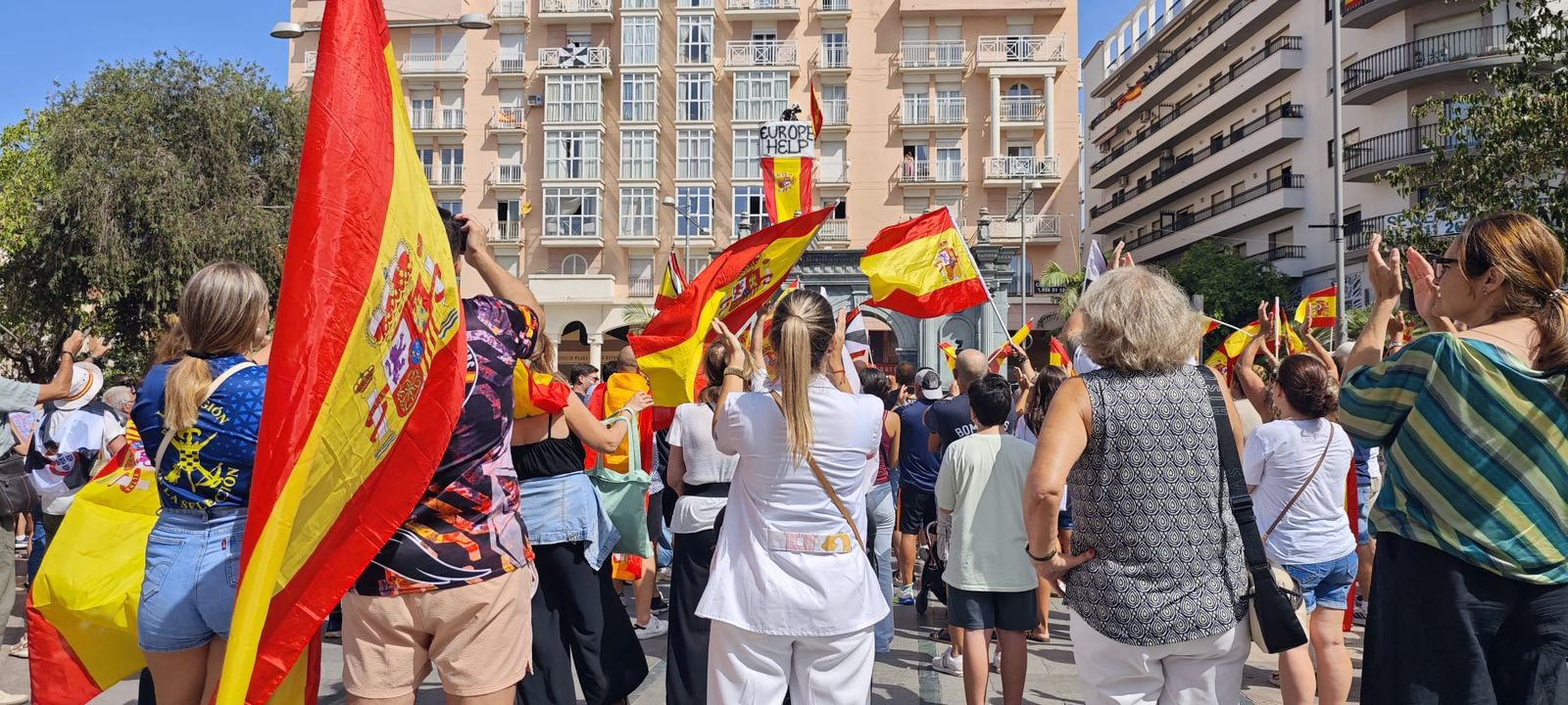 Ceuta se planta y exige respuestas y responsabilidades: “No somos ciudadanos de segunda”