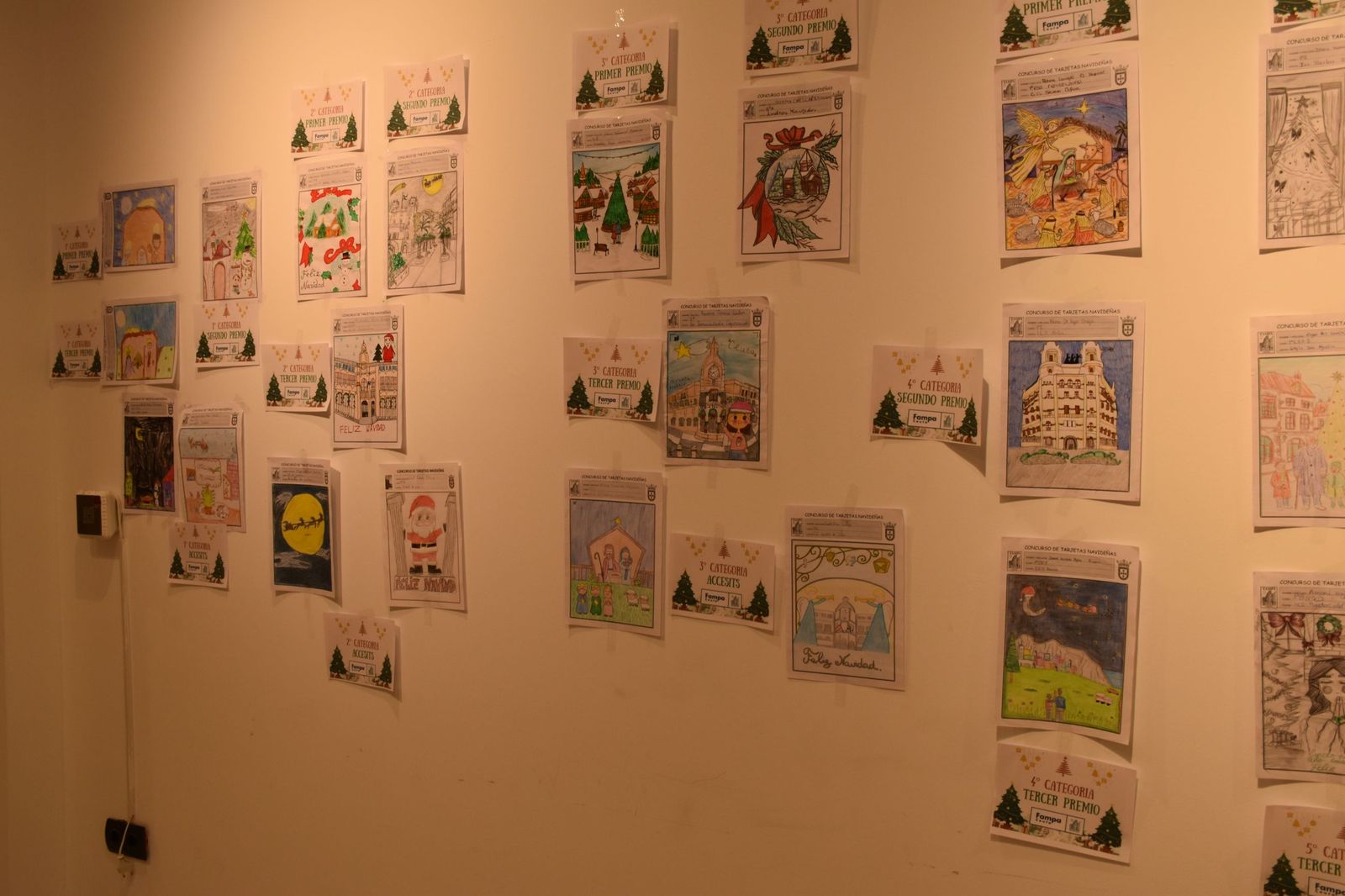 La entrega de premios de la FAMPA por la confección de tarjetas navideñas, en imágenes