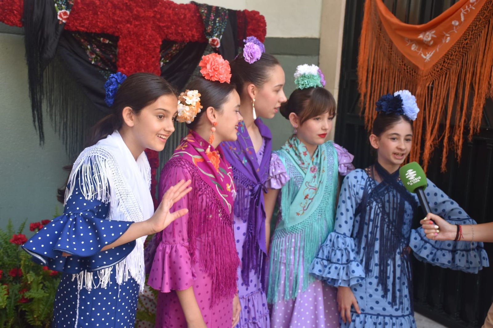 El Colegio de San Agustín disfruta de una feliz jornada solidaria con su Cruz de Mayo