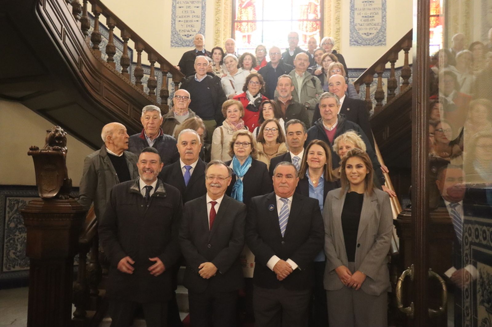 Vivas recibía el pasado 22 de marzo a los veteranos de Intendencia en el Palacio de la Asamblea. FOTO EL PUEBLO