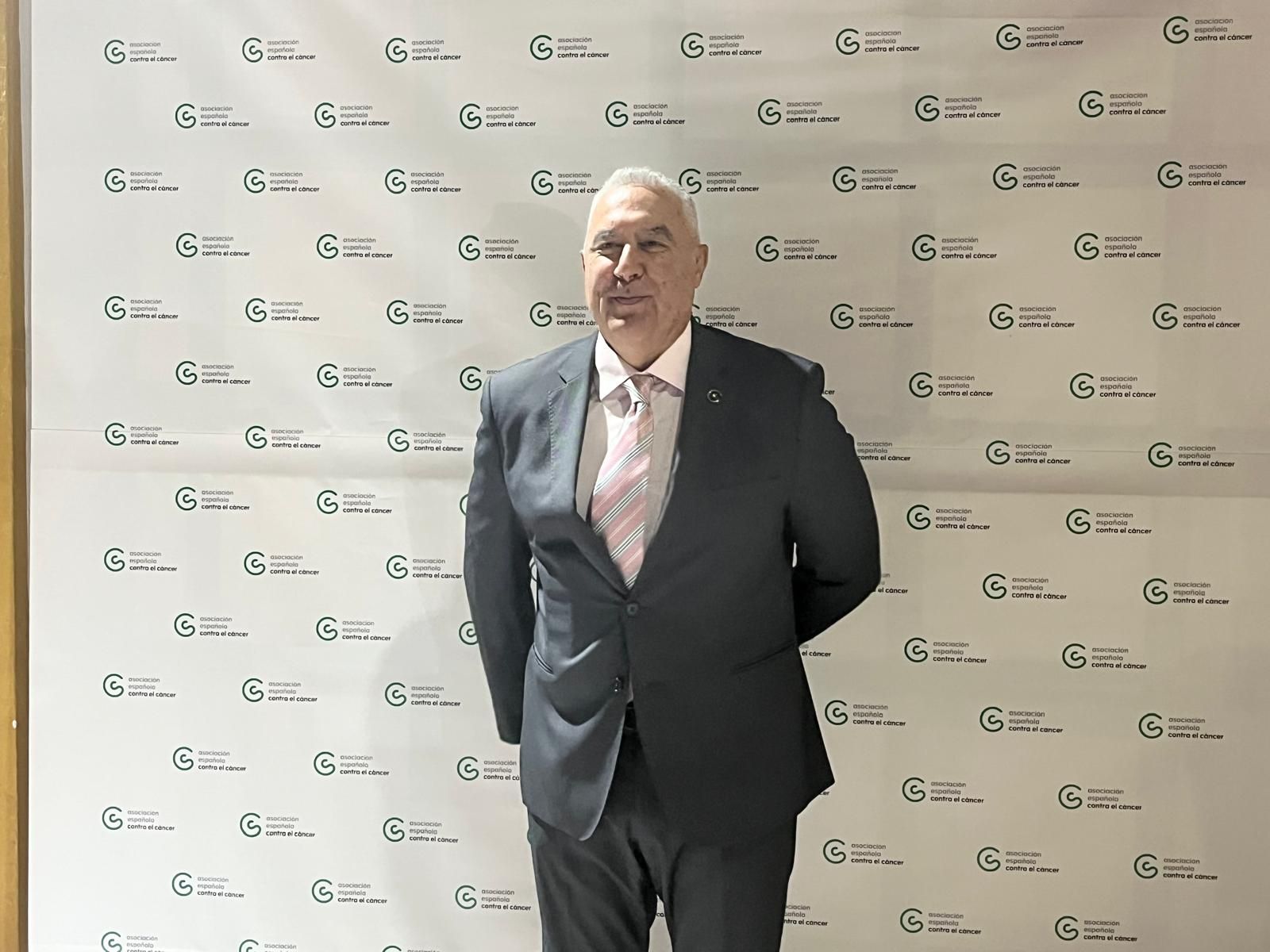 FOGALERÍA | La cena benéfica en Ceuta de la AECC en imágenes