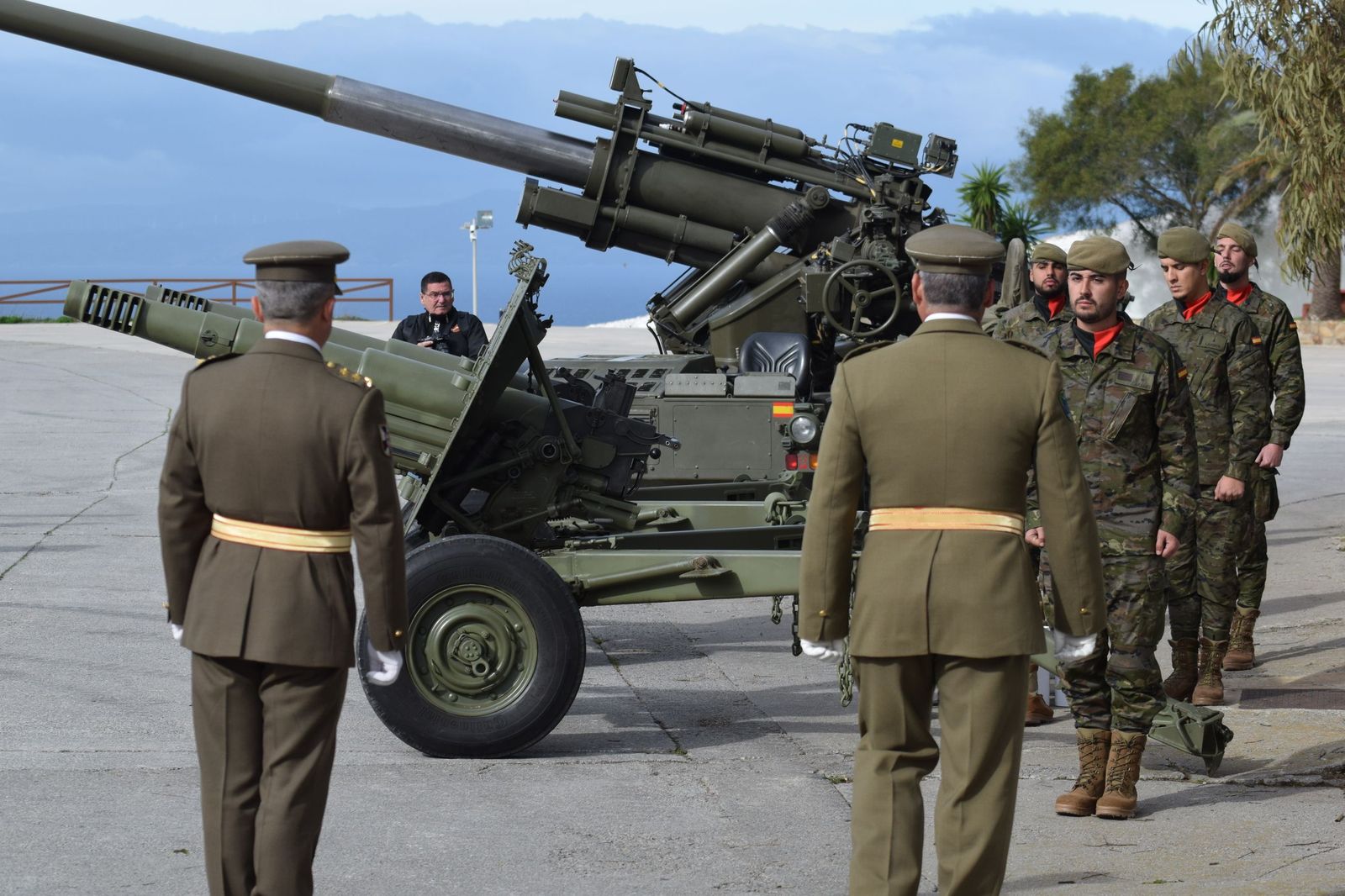 El Ramix-30 celebra Santa Bárbara con una ceremonia marcada por los homenajes y la tradición artillera