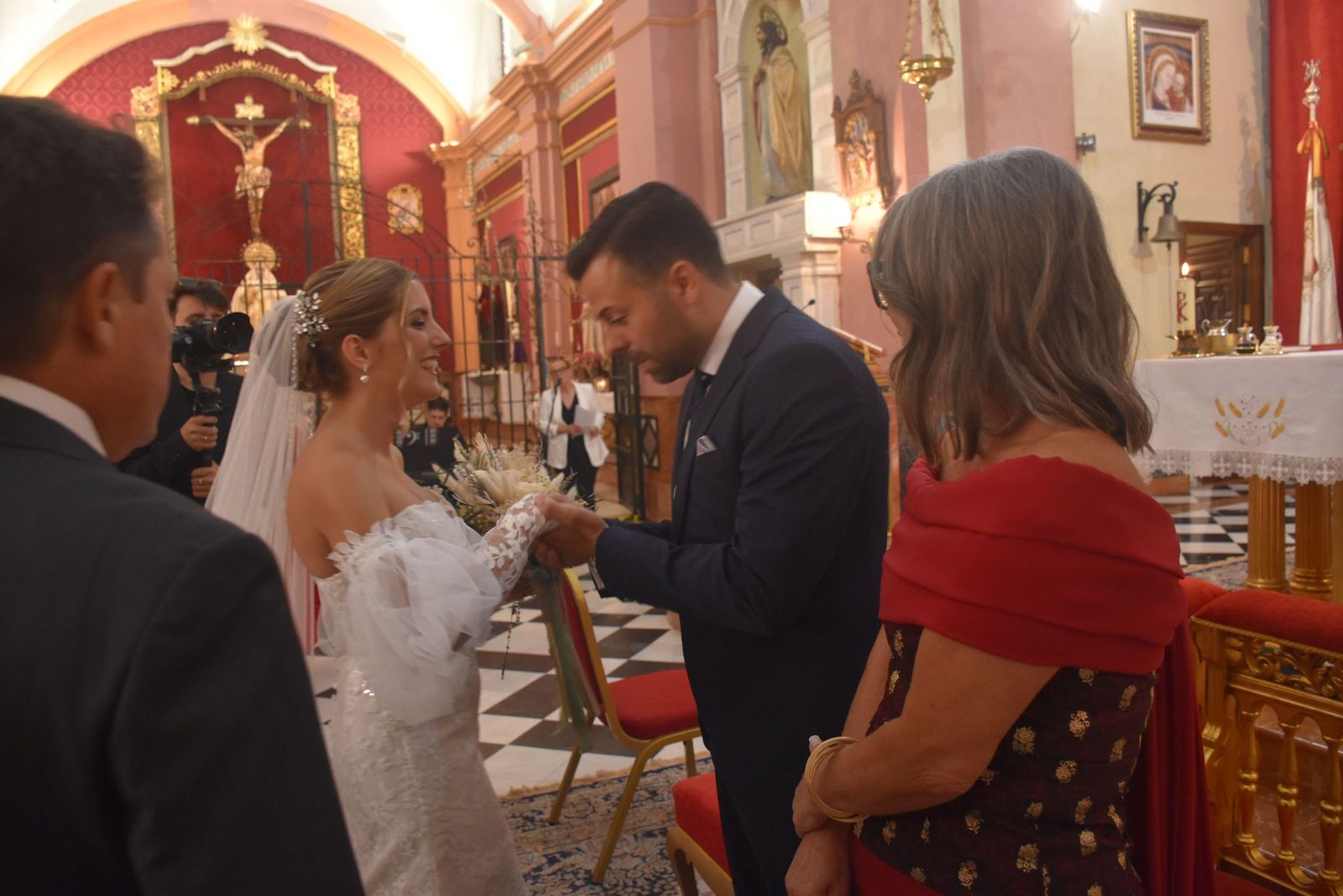 Dani y Noelia, un "sí, quiero" para toda la vida en la Iglesia de los Remedios