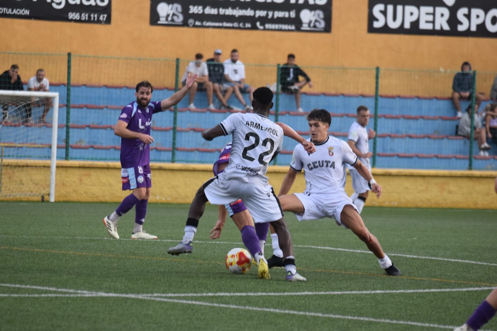 (1-1) La AD Ceuta B le perdona la vida al Ciudad de Lucena