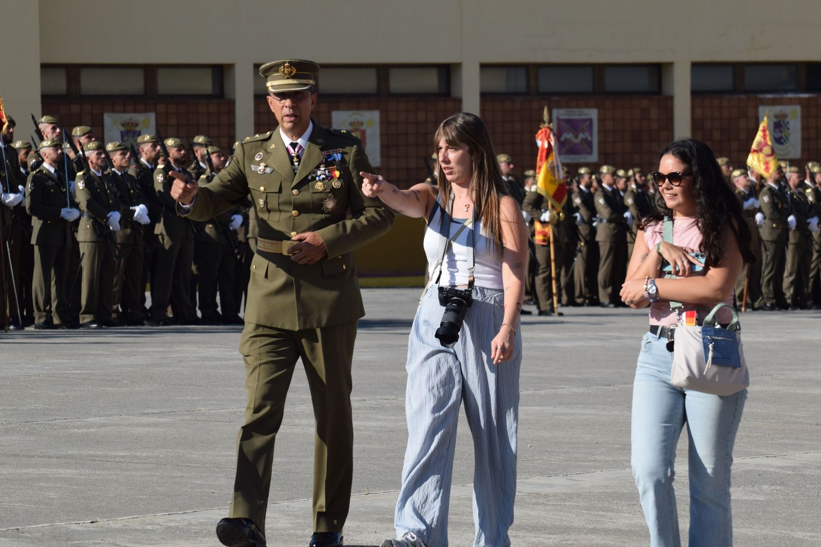El Regimiento de Ingenieros 7 honra a San Fernando en una solemne parada militar en El Jaral
