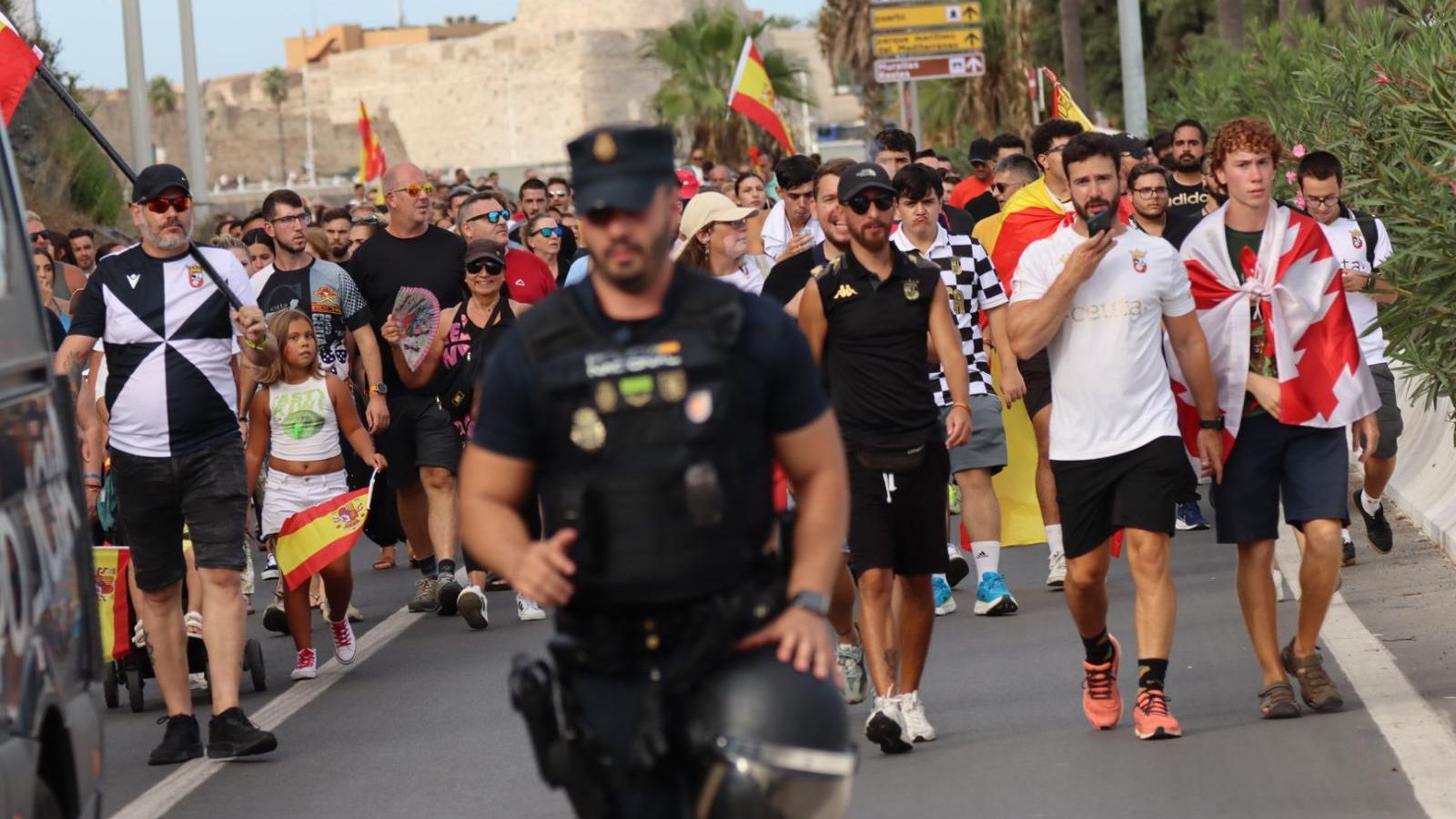 Movilización ciudadana  en Loma Colmenar contra la gestión que el Gobierno nacional hace de la crisis migratoria
