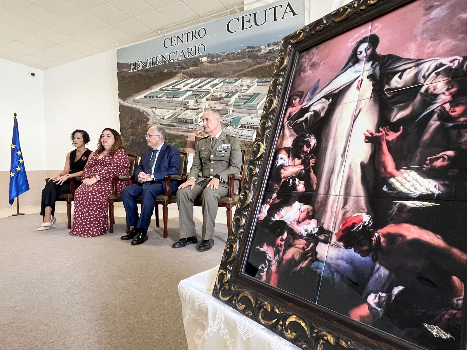 El Centro Penitenciario de Ceuta entrega medallas y condecoraciones en honor a la Virgen de la Merced