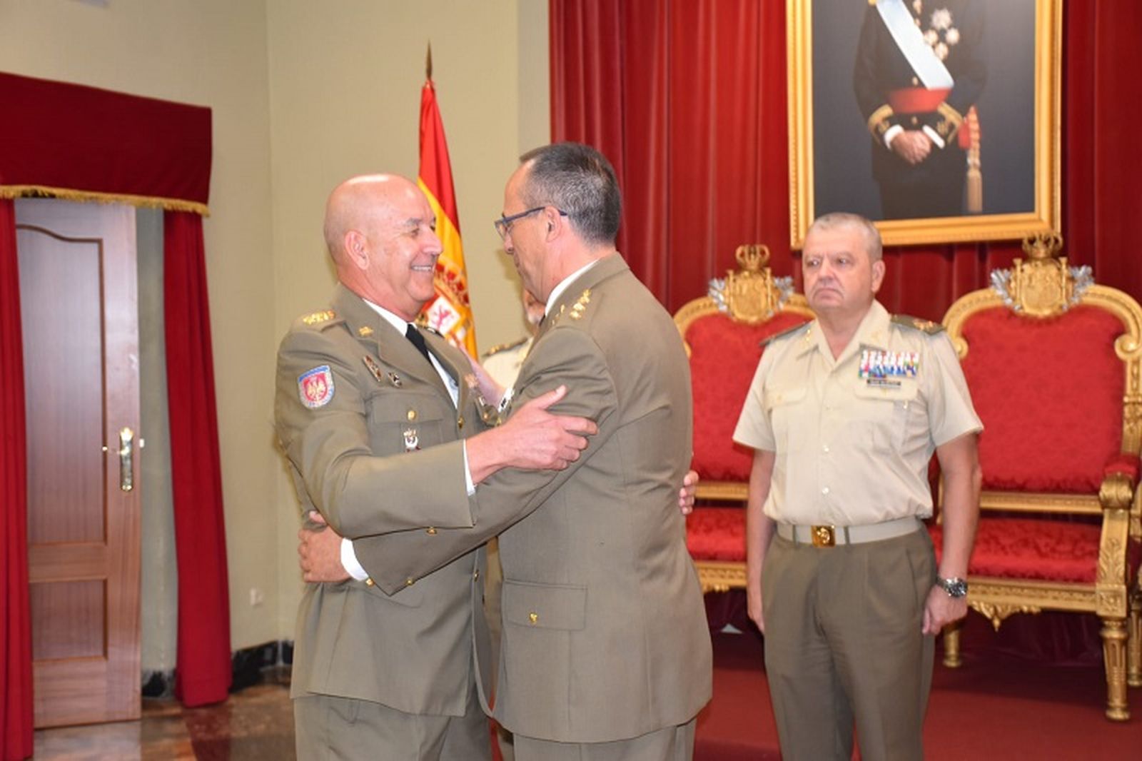 Relevo del coronel Montero al coronel Jiménez como director del Centro de Historia y Cultura Militar de Ceuta | FOTO NICOL'S