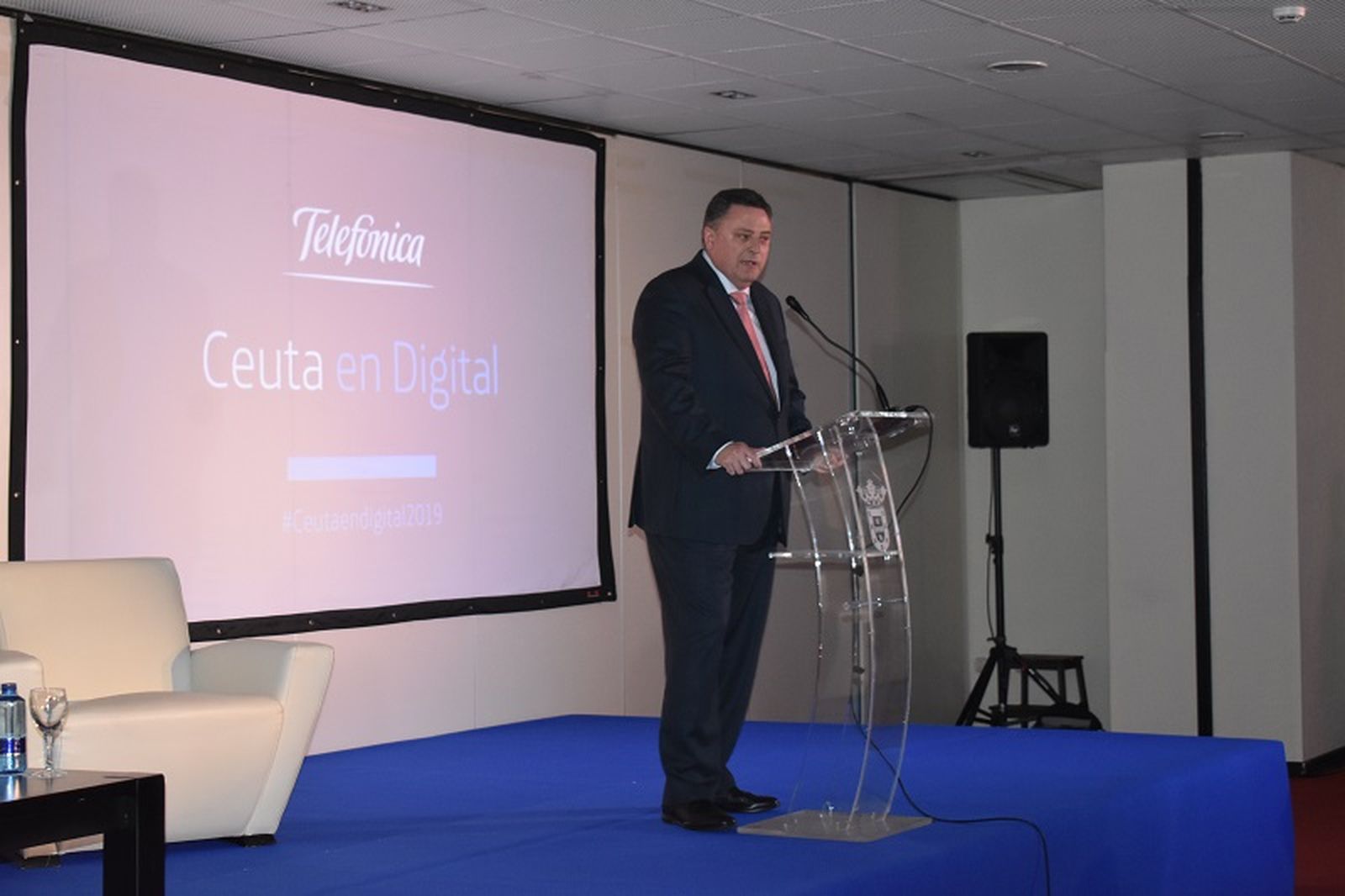 2192_vilchez-telefonica