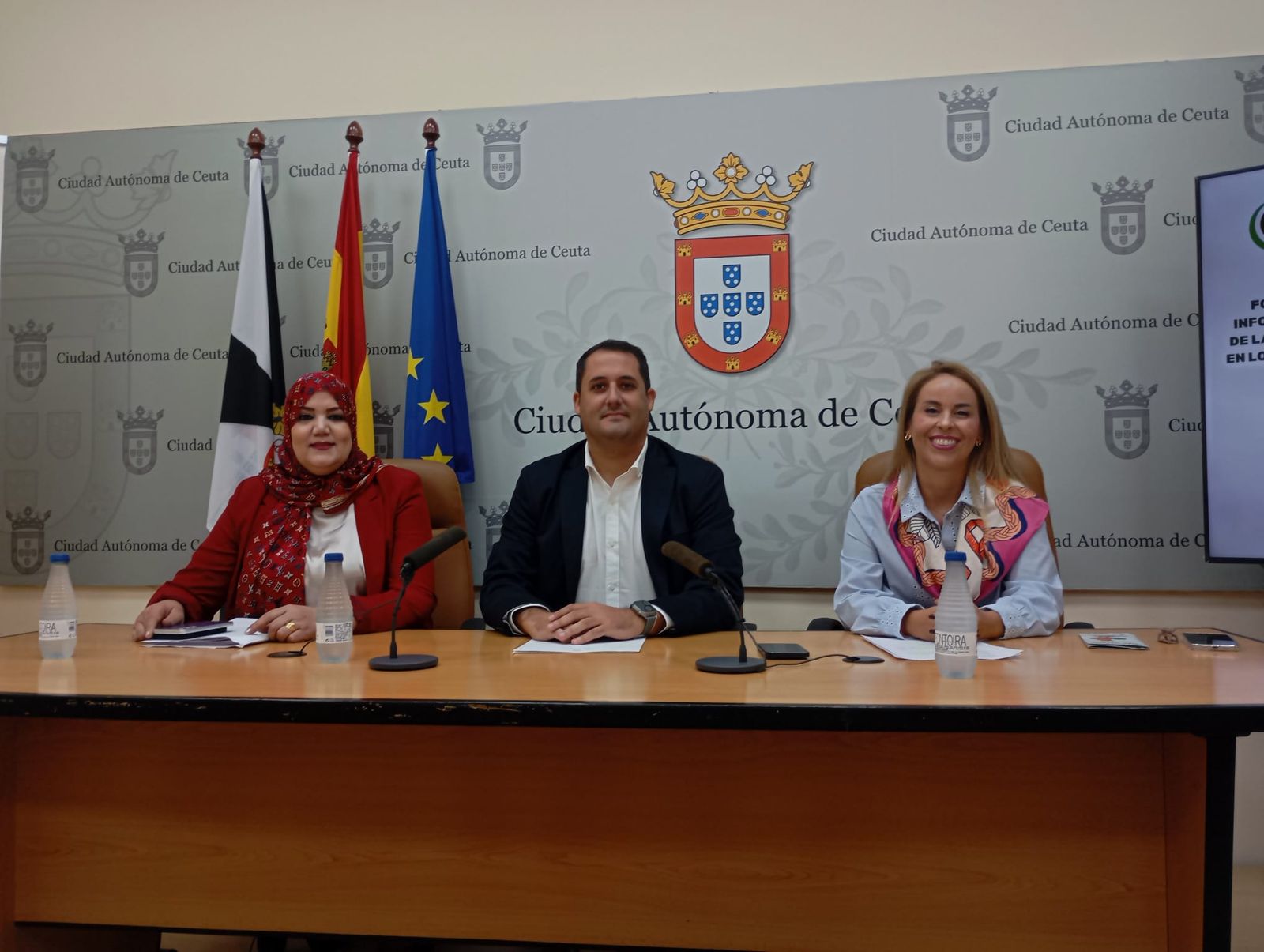 Mina Mohamed, Alejandro Ramírez y Tamara Guerrero