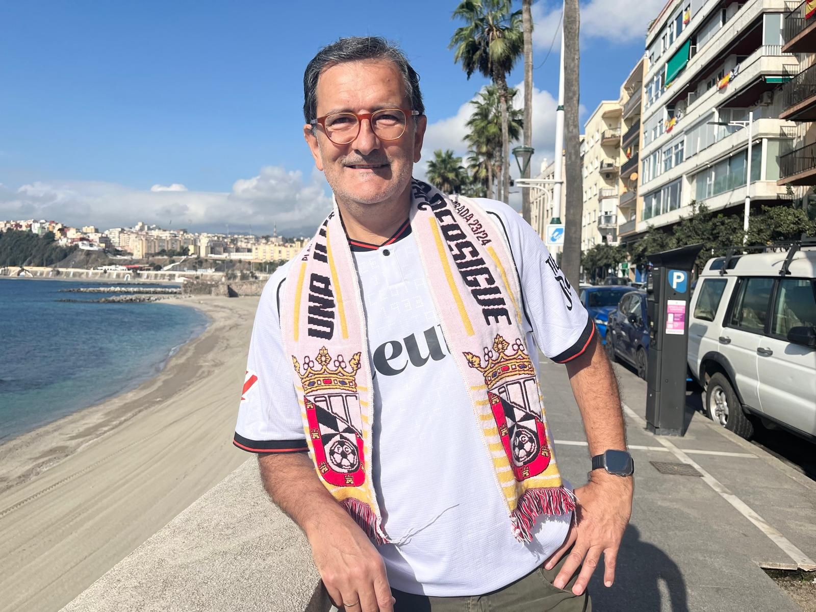 Emilio Fernández pide paciencia a los aficionados y recuerda que competir en Segunda División frente a clubes con mayores presupuestos ya representa una conquista extraordinaria