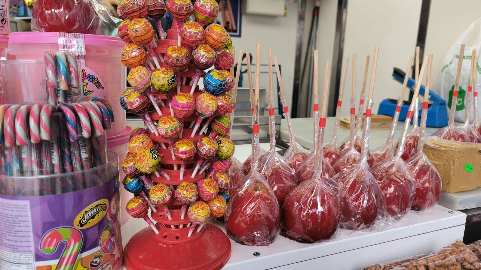 Dulces en el puesto de Chacón