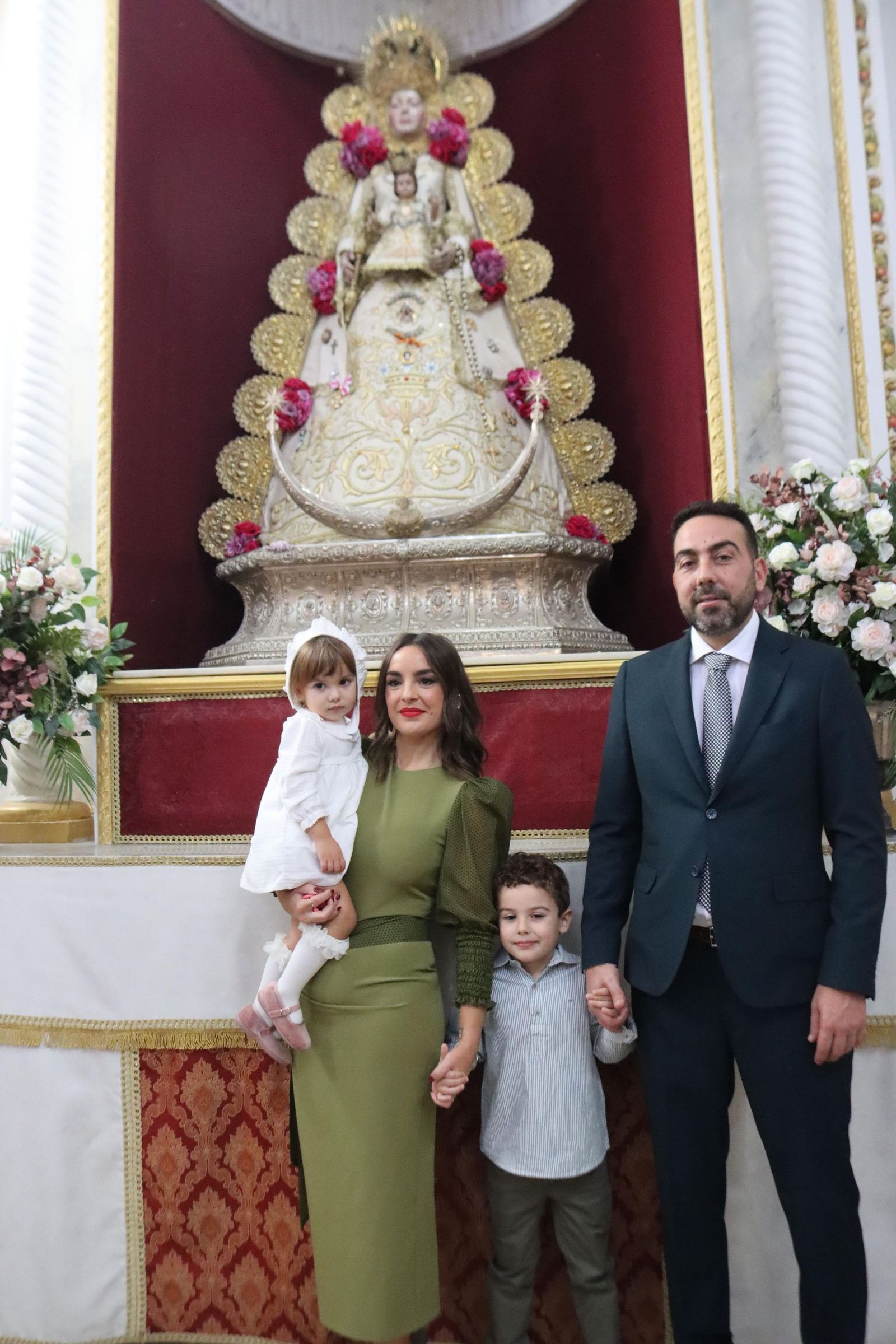 FOTOGALERÍA | Fabiola recibe el Sacramento del Bautismo en Santa Teresa