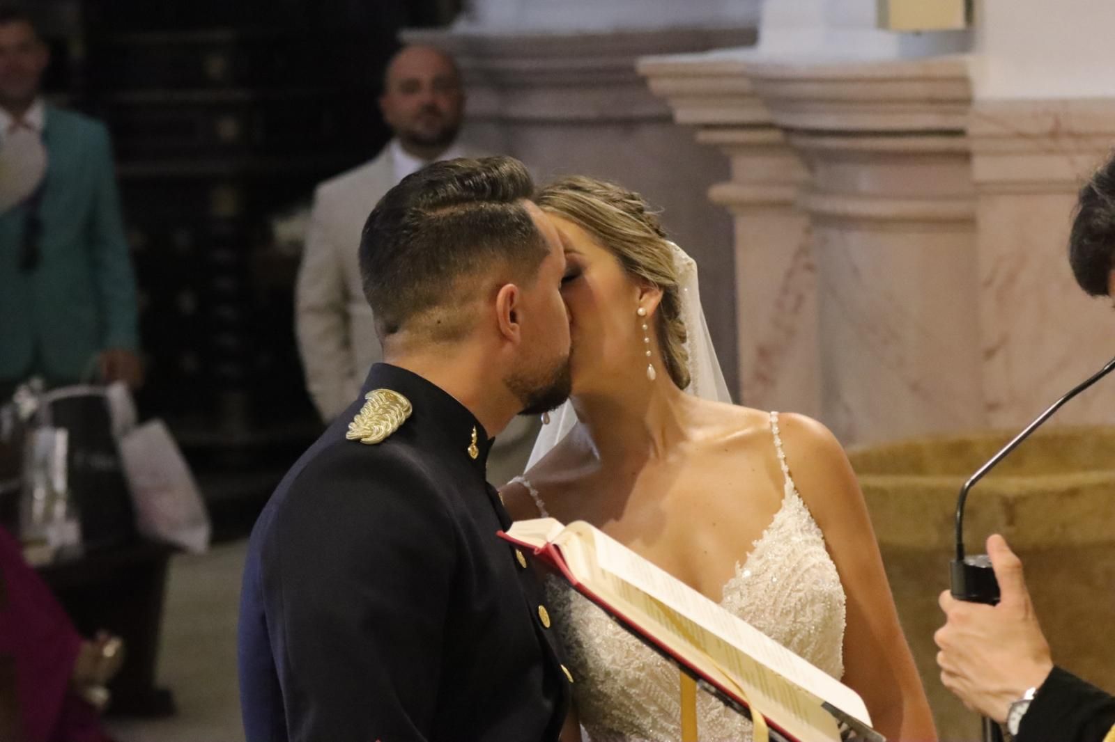 Clara e Iván sellan su amor en el Santuario