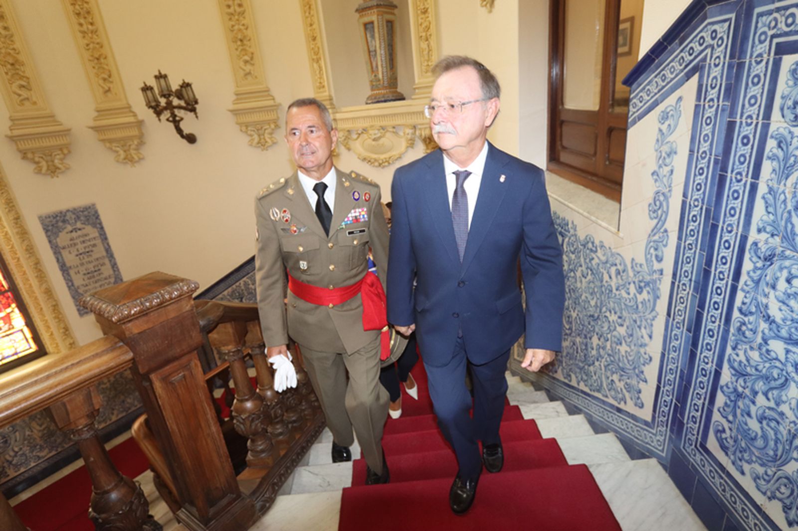 Homenaje de despedida al general Fernando Rocha | OTO REDUAN