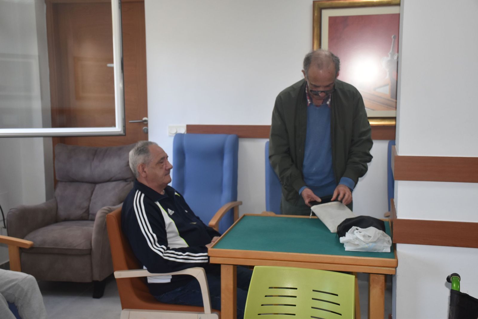 Puertas abiertas y un ambiente entrañable hacen especial una jornada en Cruz Blanca