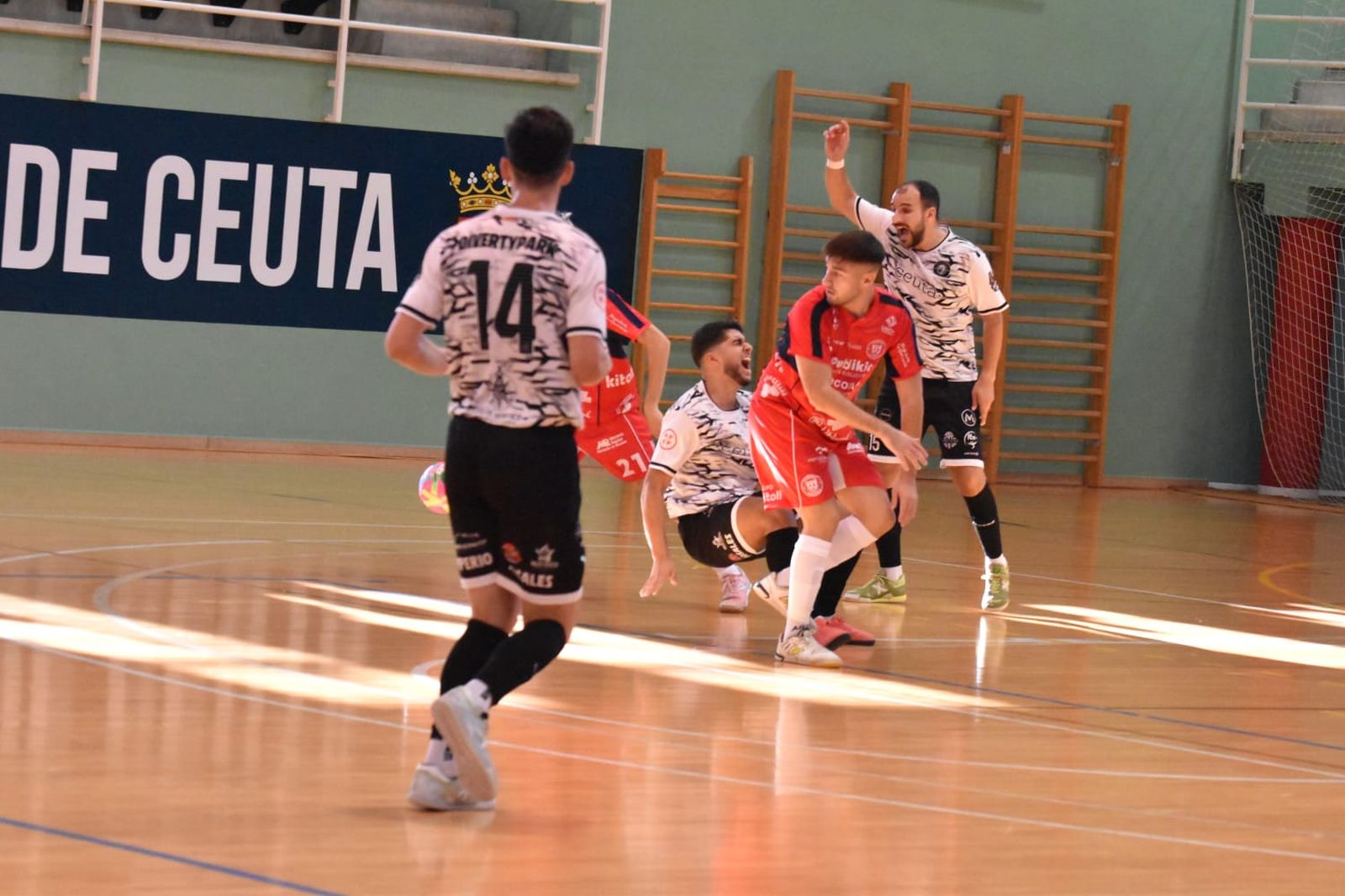 (5-4) El Imperio sufre para derrota al Bujalance FS (5-4) El Imperio sufre para derrota al Bujalance FS