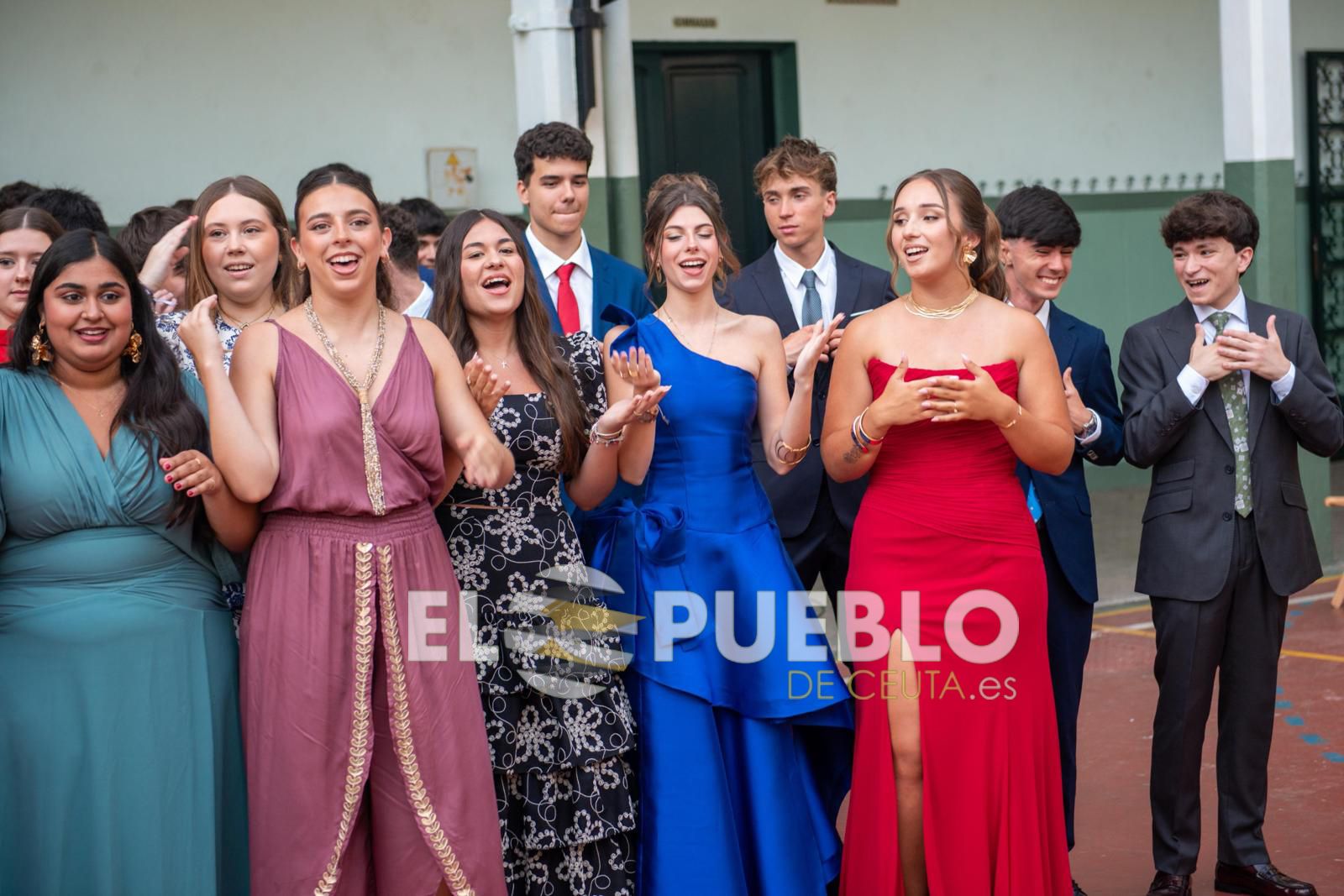 El curso de Segundo de Bachillerato de los Agustinos se gradúa