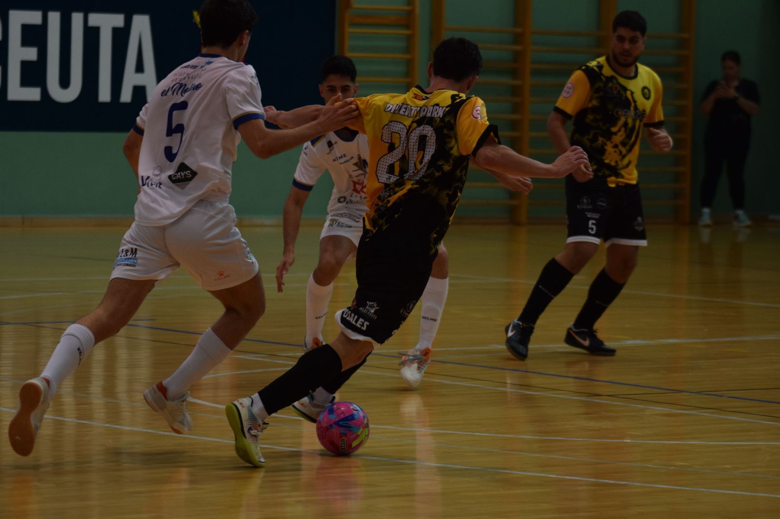 El Sporting está cerca de la permanencia