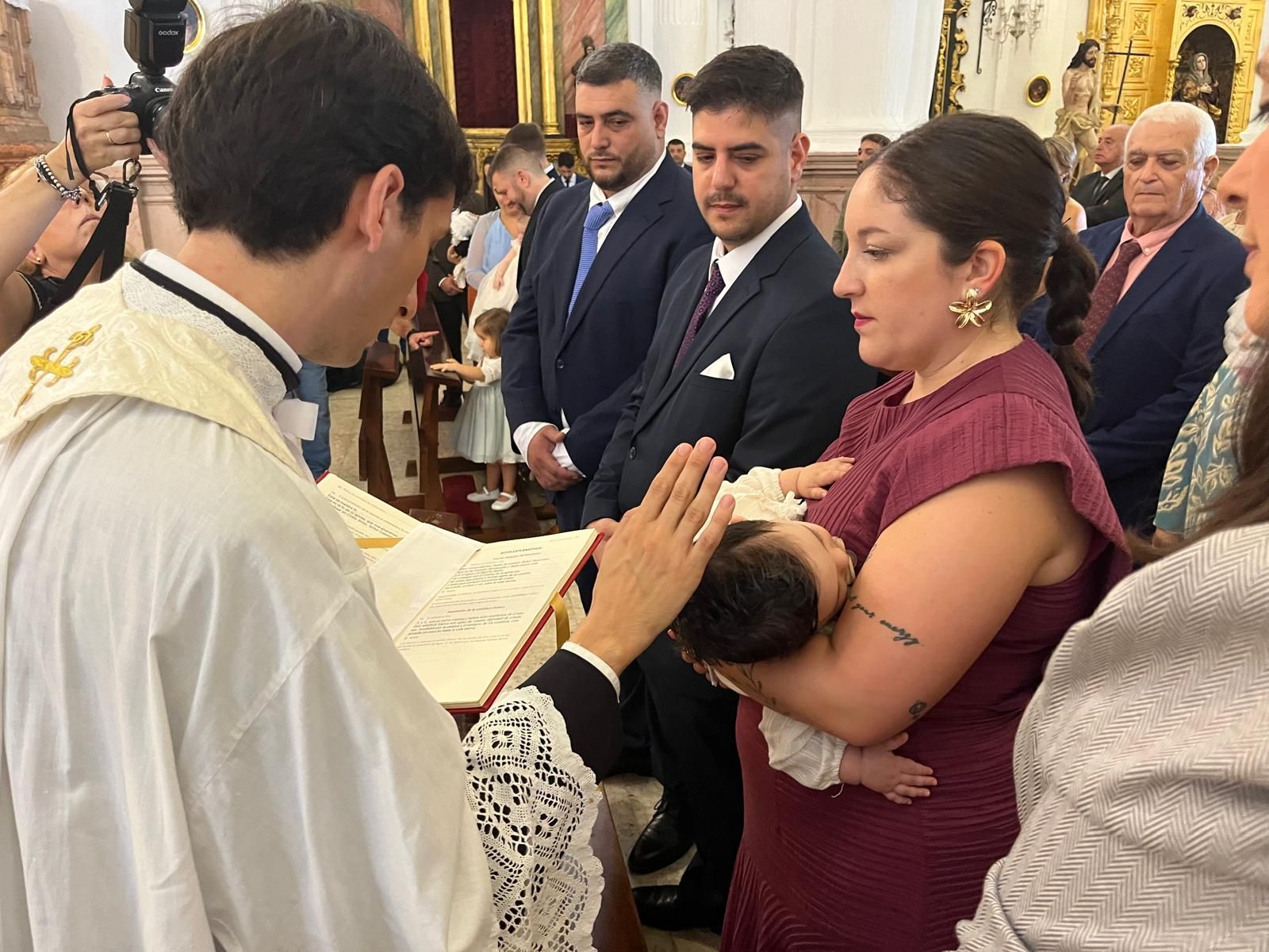 Bautismo de Nico, Mateo y Leo en el Santuario