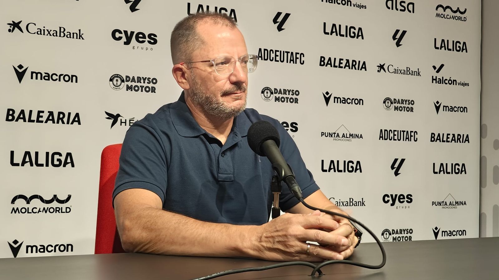 Romero cumplirá su quinta temporada seguida en la AD Ceuta