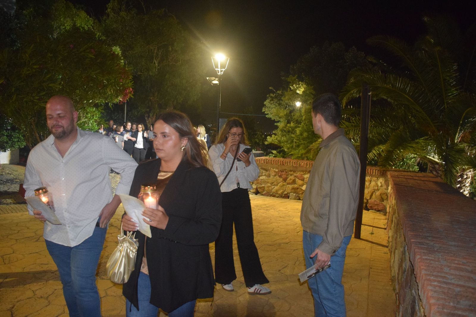 Rosario de antorchas como previa a la Procesión