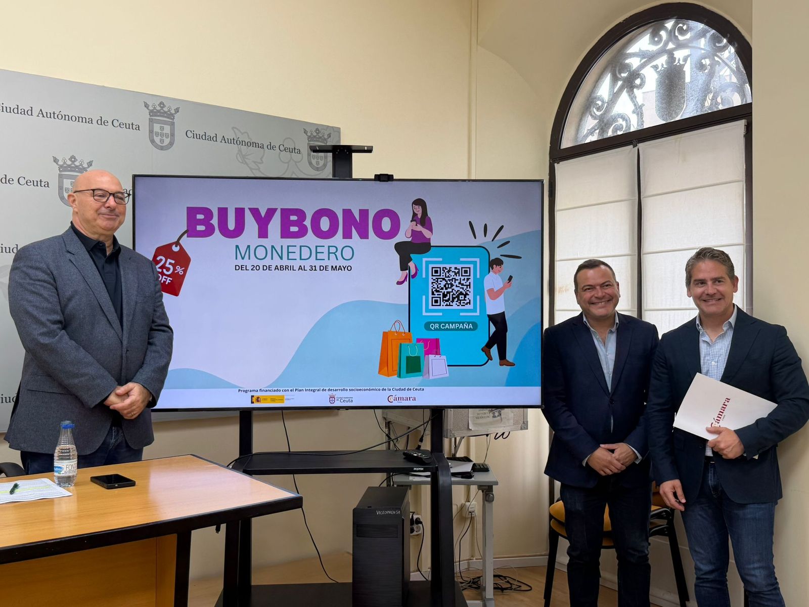 Ceuta impulsa el comercio local con una nueva campaña de buybonos dotada con 110.000 euros