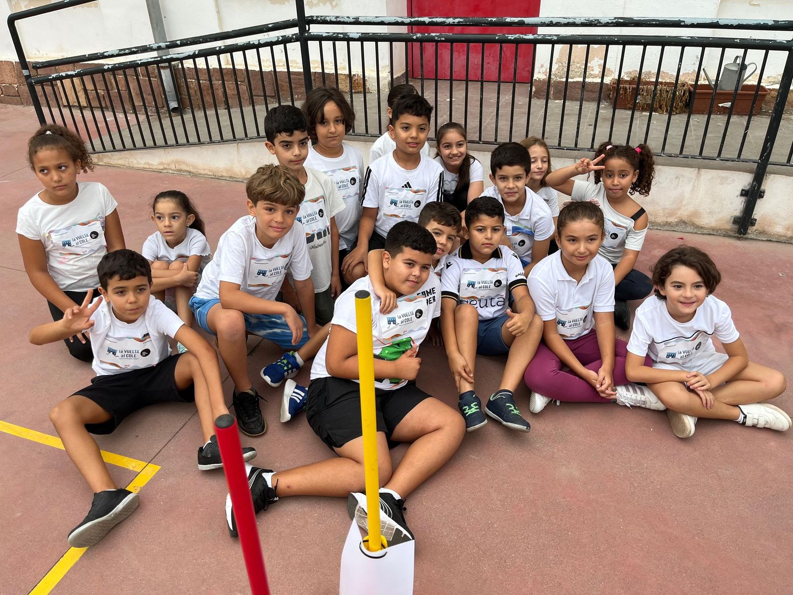 FOTOGALERÍA | Así vivieron “La Vuelta al Cole contra la leucemia infantil” en el CEIP Maestro José Acosta